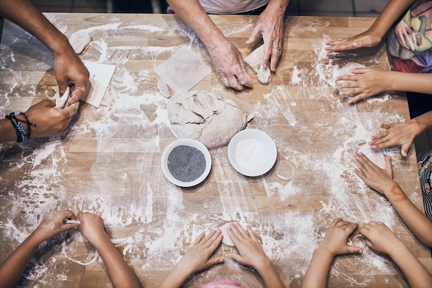 Atelier de gătit în acțiune